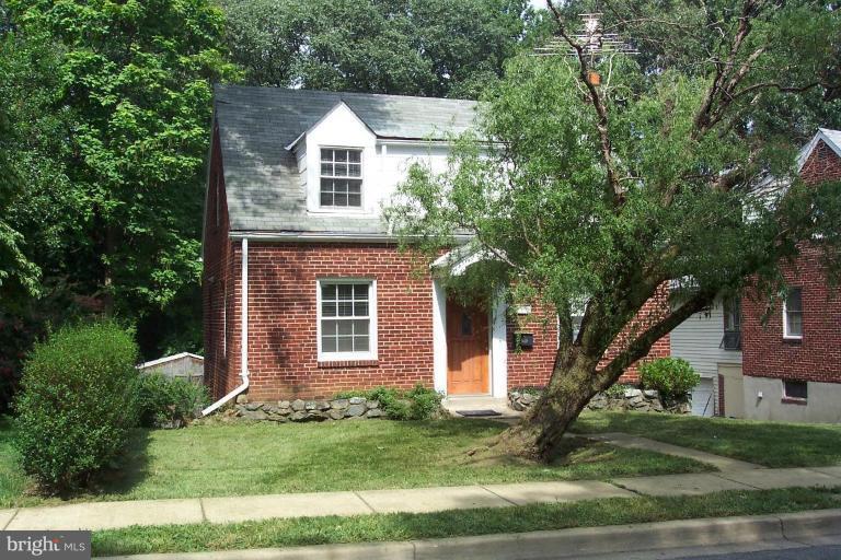 135 Ritchie Avenue Silver Spring, MD 20910 - Photo 2 of 12 City View 1