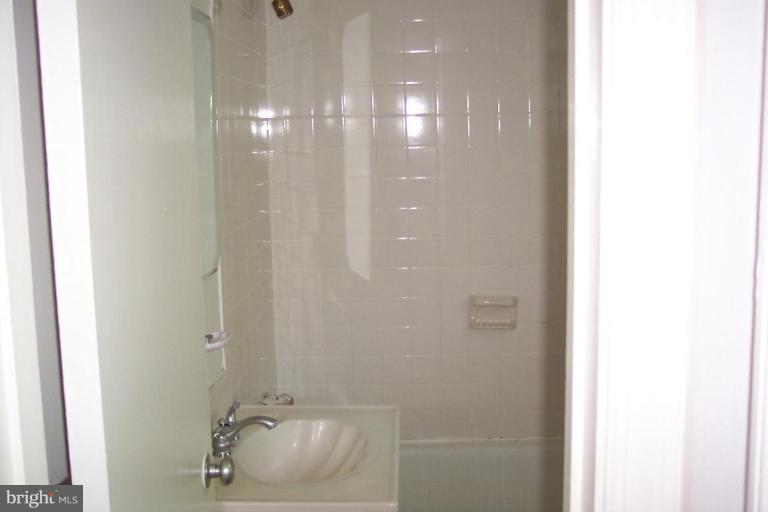 135 Ritchie Avenue Silver Spring, MD 20910 - Photo 12 of 12 Bath #1