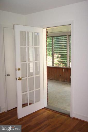 135 Ritchie Avenue Silver Spring, MD 20910 - Photo 7 of 12 Porch