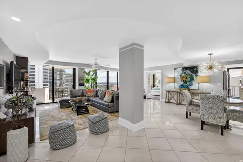 $869,000 | 4200 North Ocean Drive, Unit 11804, Singer Island, FL 33404