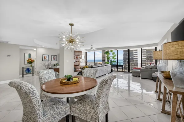 $869,000 | 4200 North Ocean Drive, Unit 11804, Singer Island, FL 33404