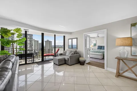 $869,000 | 4200 North Ocean Drive, Unit 11804, Singer Island, FL 33404