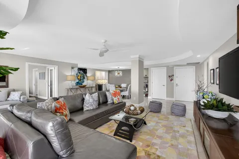 $869,000 | 4200 North Ocean Drive, Unit 11804, Singer Island, FL 33404