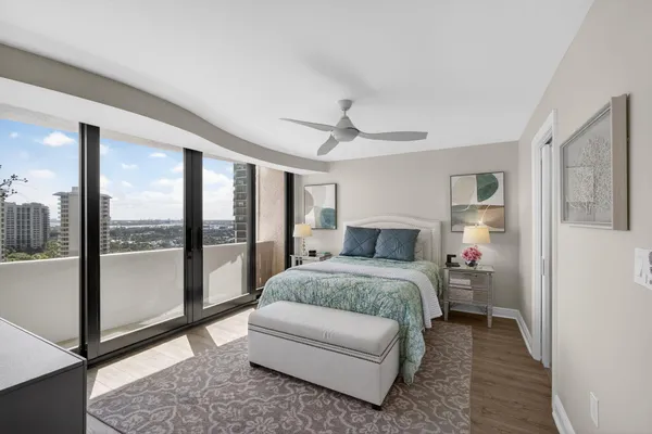 $869,000 | 4200 North Ocean Drive, Unit 11804, Singer Island, FL 33404