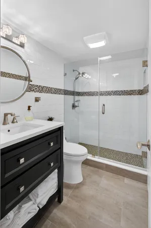 $869,000 | 4200 North Ocean Drive, Unit 11804, Singer Island, FL 33404