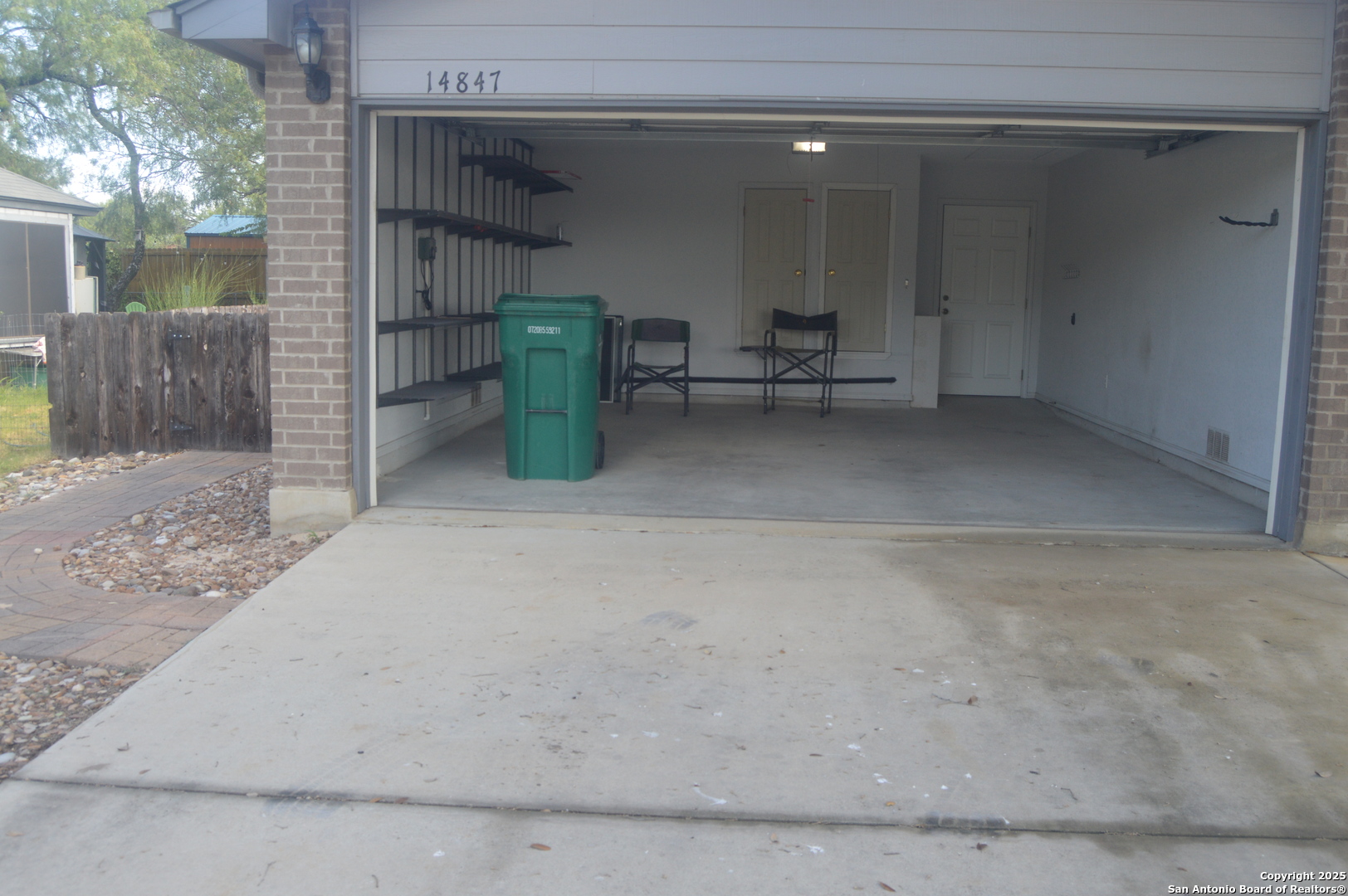 14847 Lytle Somerset Street Lytle, TX 78052 - Photo 5 of 42