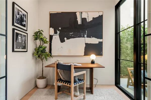 $20,000 | 4245 Bellaire Avenue, Studio City, CA 91604