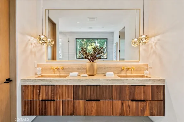 $20,000 | 4245 Bellaire Avenue, Studio City, CA 91604