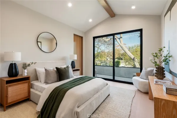 $20,000 | 4245 Bellaire Avenue, Studio City, CA 91604