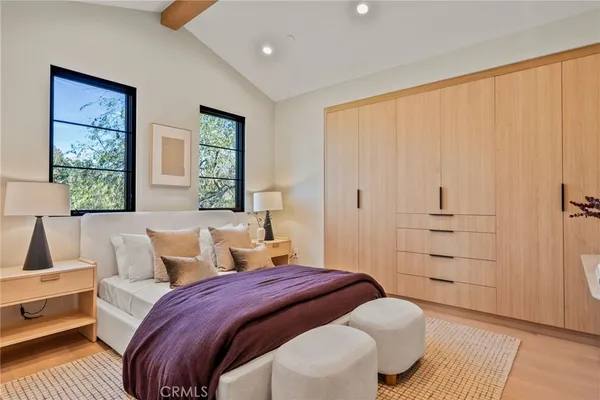 $20,000 | 4245 Bellaire Avenue, Studio City, CA 91604