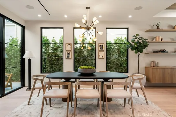 $20,000 | 4245 Bellaire Avenue, Studio City, CA 91604