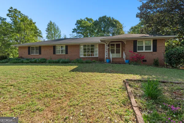 $235,000 | 201 Alton Drive, LaGrange, GA 30241