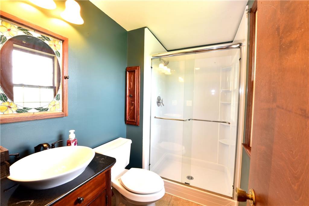 202 Malone Ridge Road Washington, PA 15301 - Photo 19 of 22 Master Bathroom