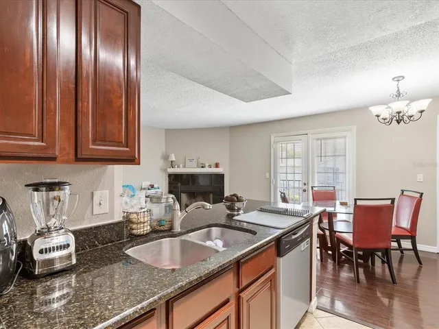 $290,000 | 2550 North Alafaya Trail, Unit 9201, Orlando, FL 32826