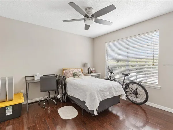 $284,900 | 2550 North Alafaya Trail, Unit 9201, Orlando, FL 32826