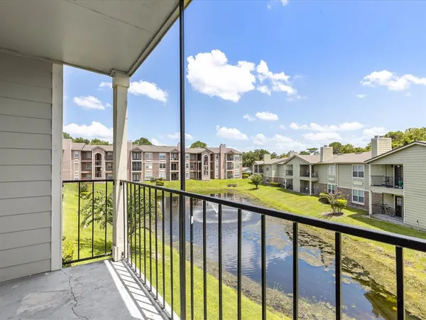 $284,900 | 2550 North Alafaya Trail, Unit 9201, Orlando, FL 32826