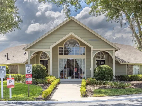 $284,900 | 2550 North Alafaya Trail, Unit 9201, Orlando, FL 32826