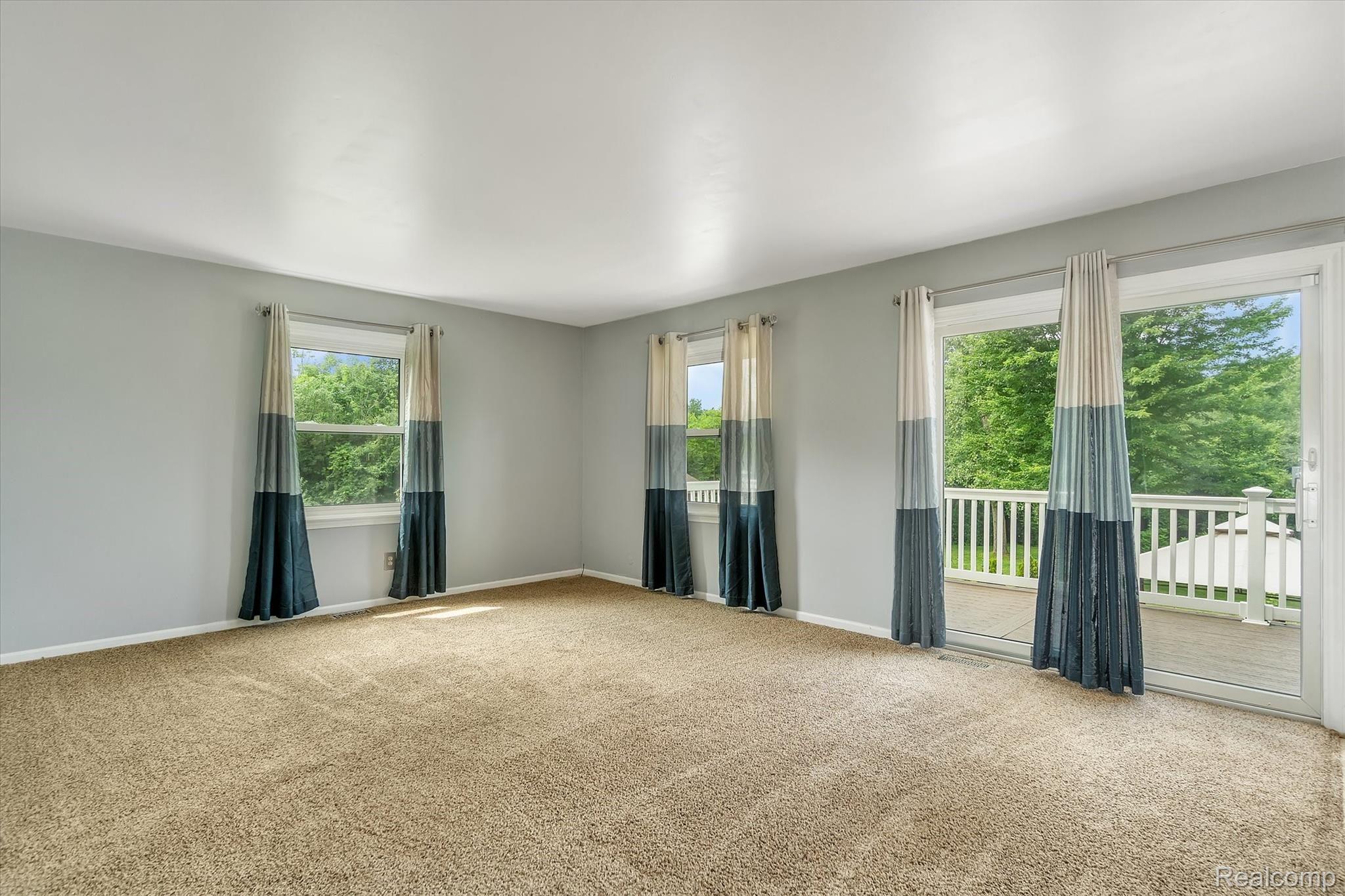 2090 Montague Road Davison, MI 48423 - Photo 11 of 61 10-2090-Montague-Rd-WindowStill-Real-Estate-Photography-10.jpg