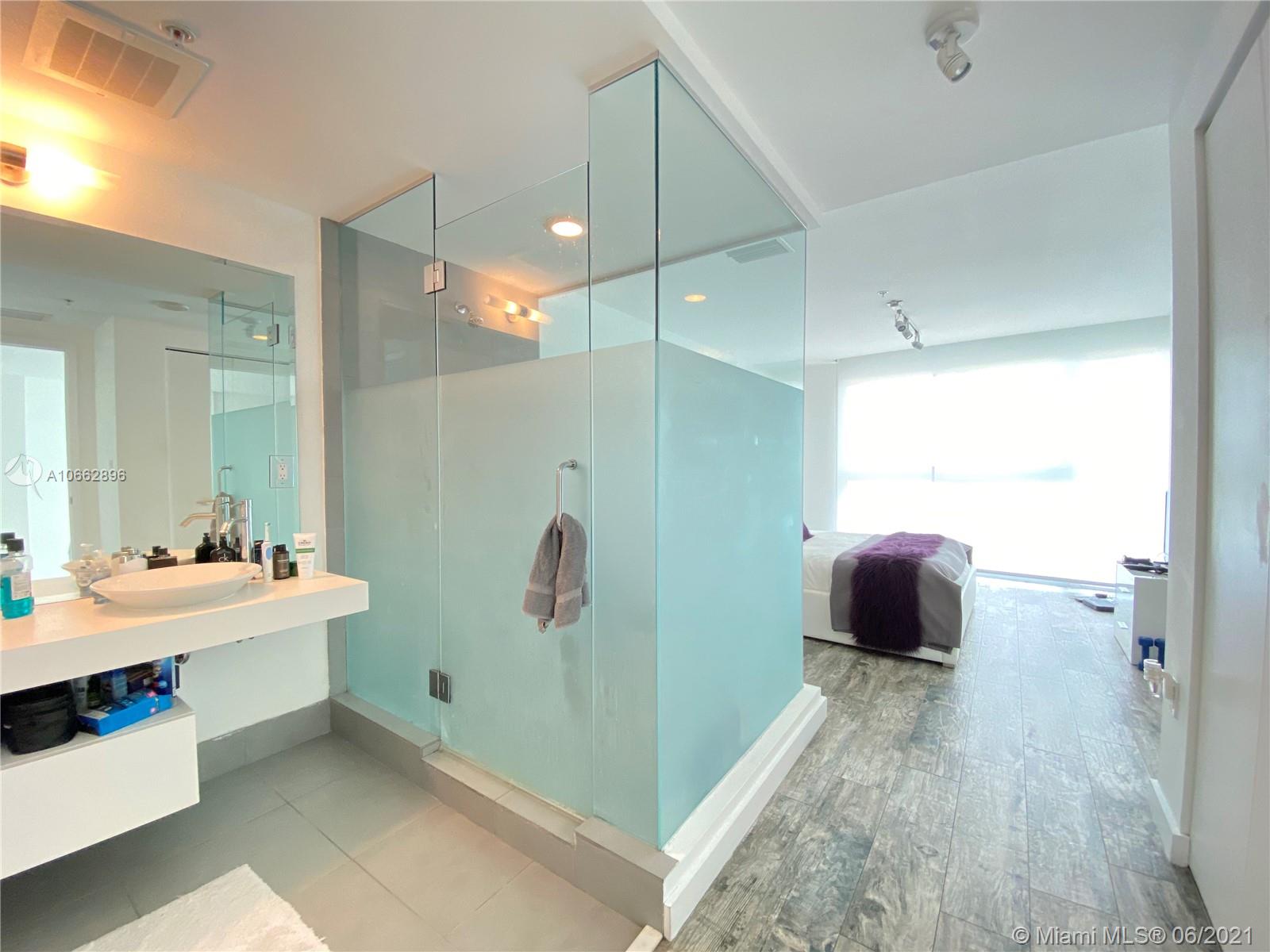 92 Southwest 3rd Street, Unit 711 Miami, FL 33130 - Photo 13 of 30
