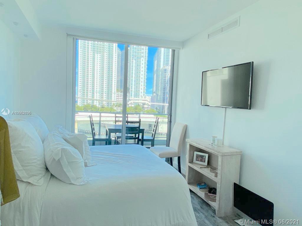 92 Southwest 3rd Street, Unit 711 Miami, FL 33130 - Photo 15 of 30