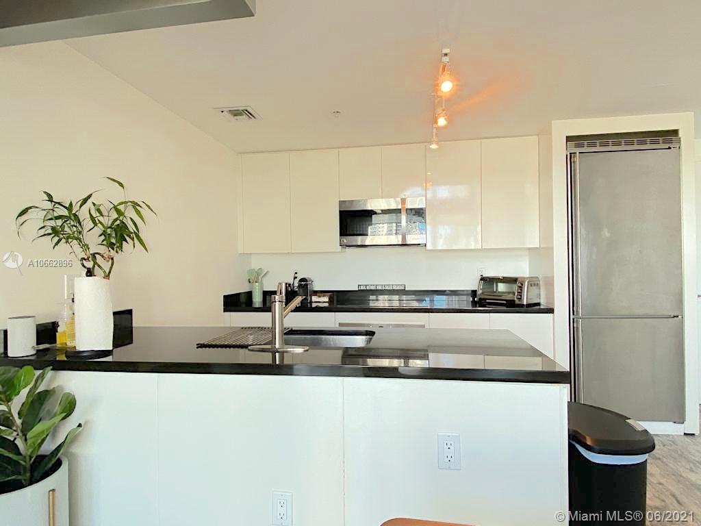 92 Southwest 3rd Street, Unit 711 Miami, FL 33130 - Photo 29 of 30