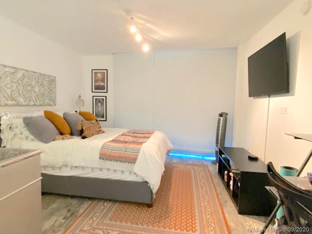 92 Southwest 3rd Street, Unit 711 Miami, FL 33130 - Photo 8 of 30