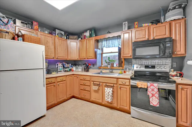 $134,900 | 121 West Savory Street, Pottsville, PA 17901