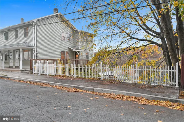 $134,900 | 121 West Savory Street, Pottsville, PA 17901