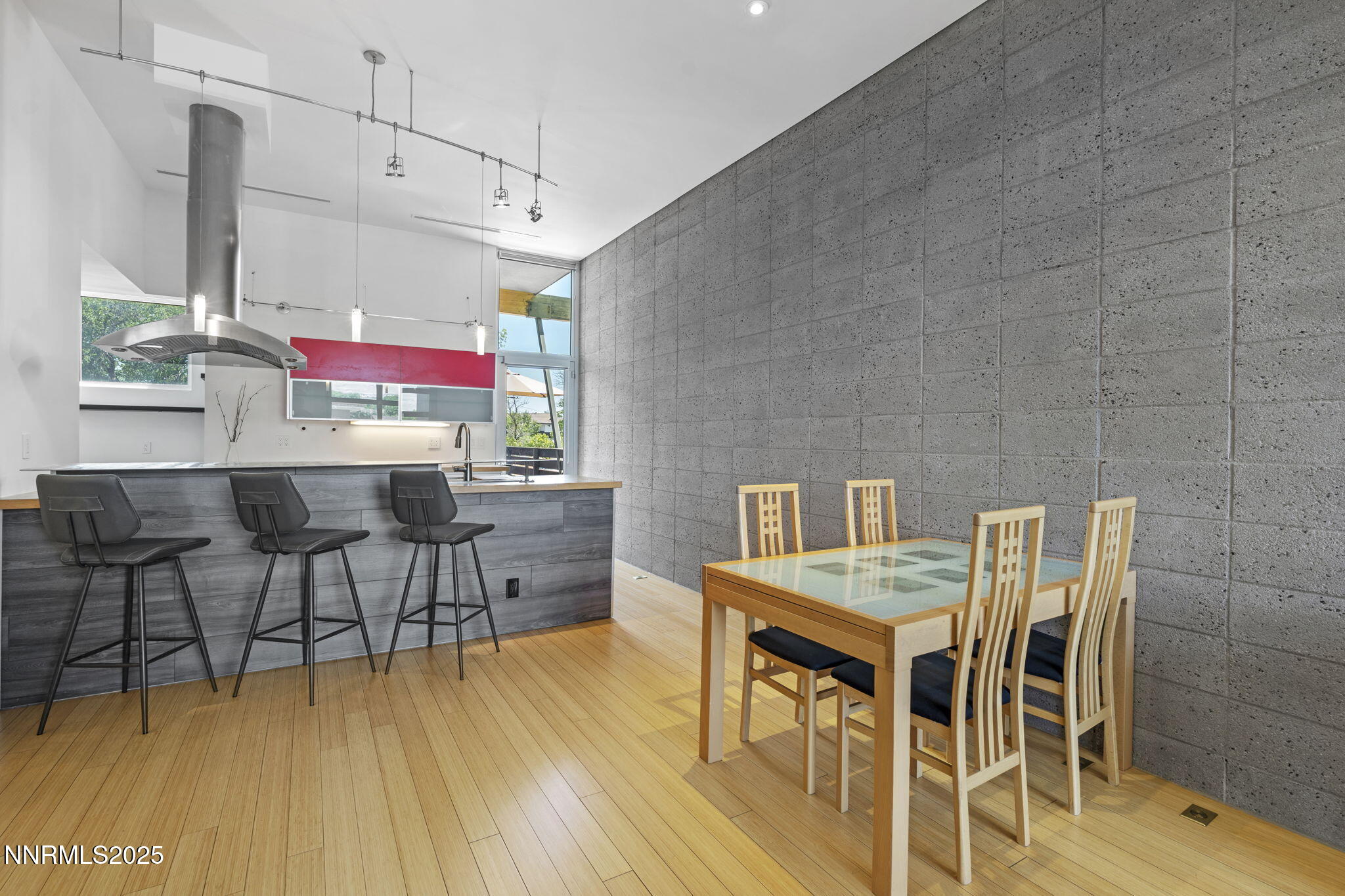 880 South Center Street Reno, NV 89501 - Photo 39 of 54 a view of a dining area with furniture and wooden floor