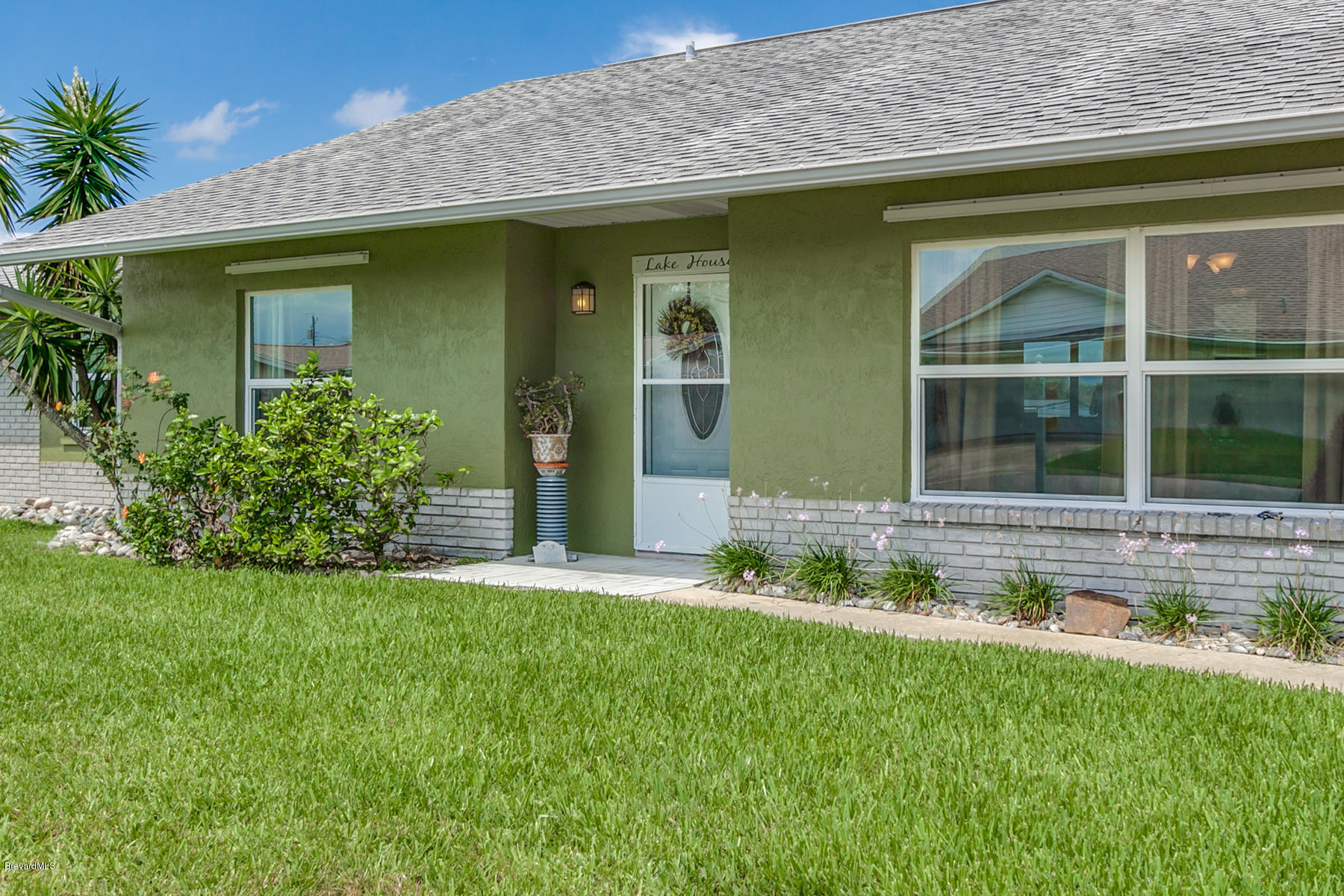 831 Mallard Road Cocoa, FL 32926 - Photo 2 of 28 831 Mallard Road-2