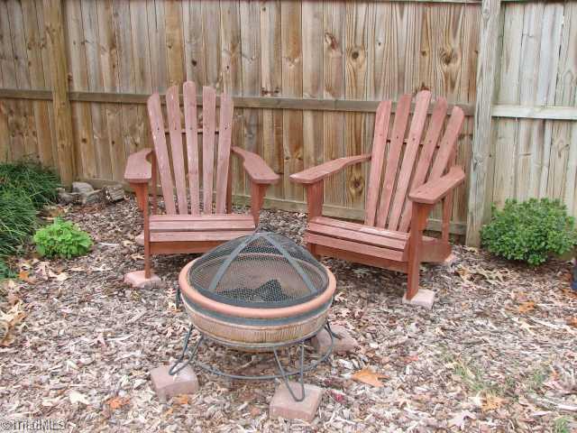 211 East Springfield Road High Point, NC 27263 - Photo 13 of 15 Yard/Garden. The perfect place to relax after a long, hard day!