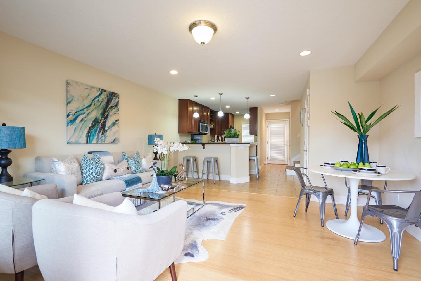 2002 West Middlefield Road, Unit 2 Mountain View, CA 94043 - Photo 3 of 15 Gallery Image 3