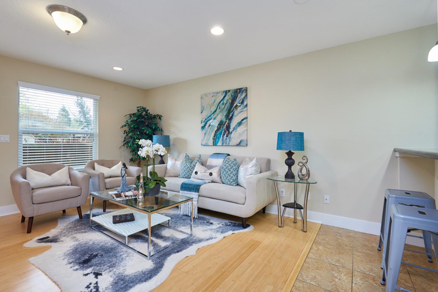 2002 West Middlefield Road, Unit 2 Mountain View, CA 94043 - Photo 5 of 15 Gallery Image 5