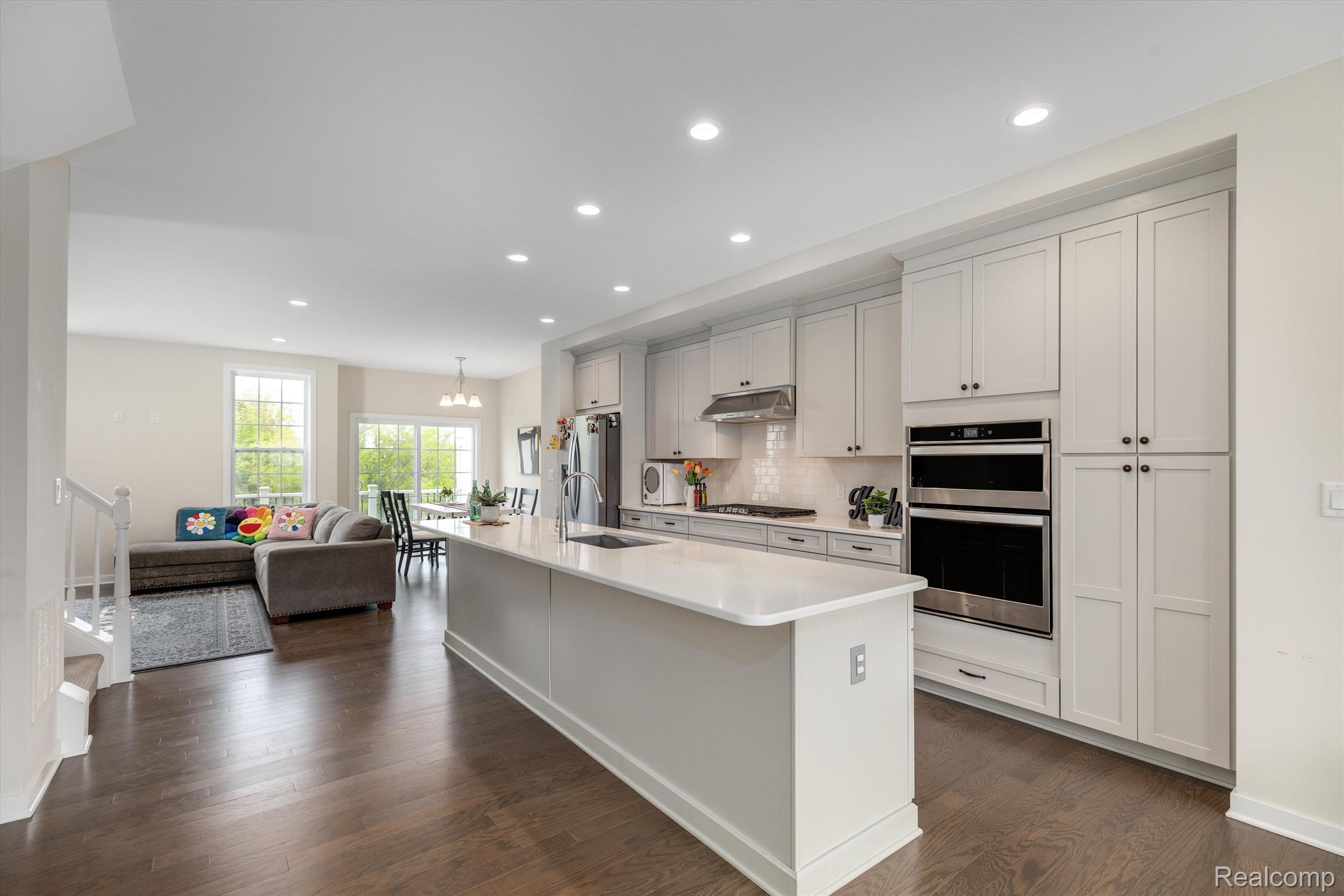 2846 Ridington Road Ann Arbor, MI 48105 - Photo 5 of 35 Gallery Image 5