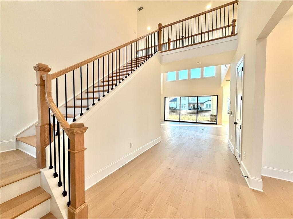 1985 Freestone Way Marietta, GA 30064 - Photo 4 of 32