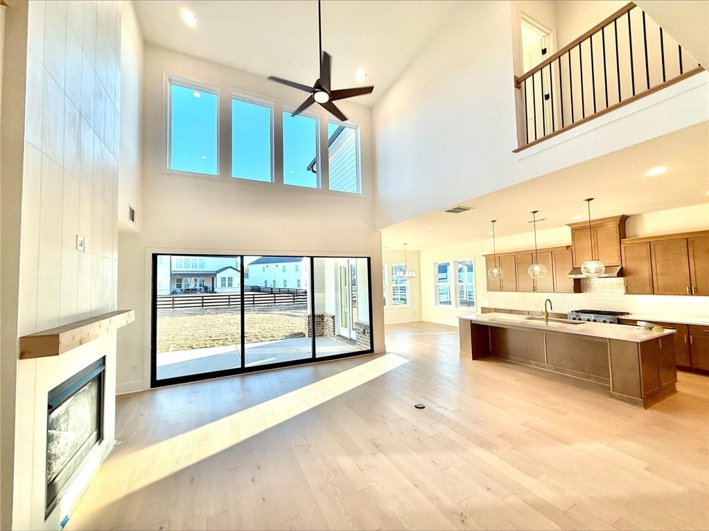 1985 Freestone Way Marietta, GA 30064 - Photo 6 of 32