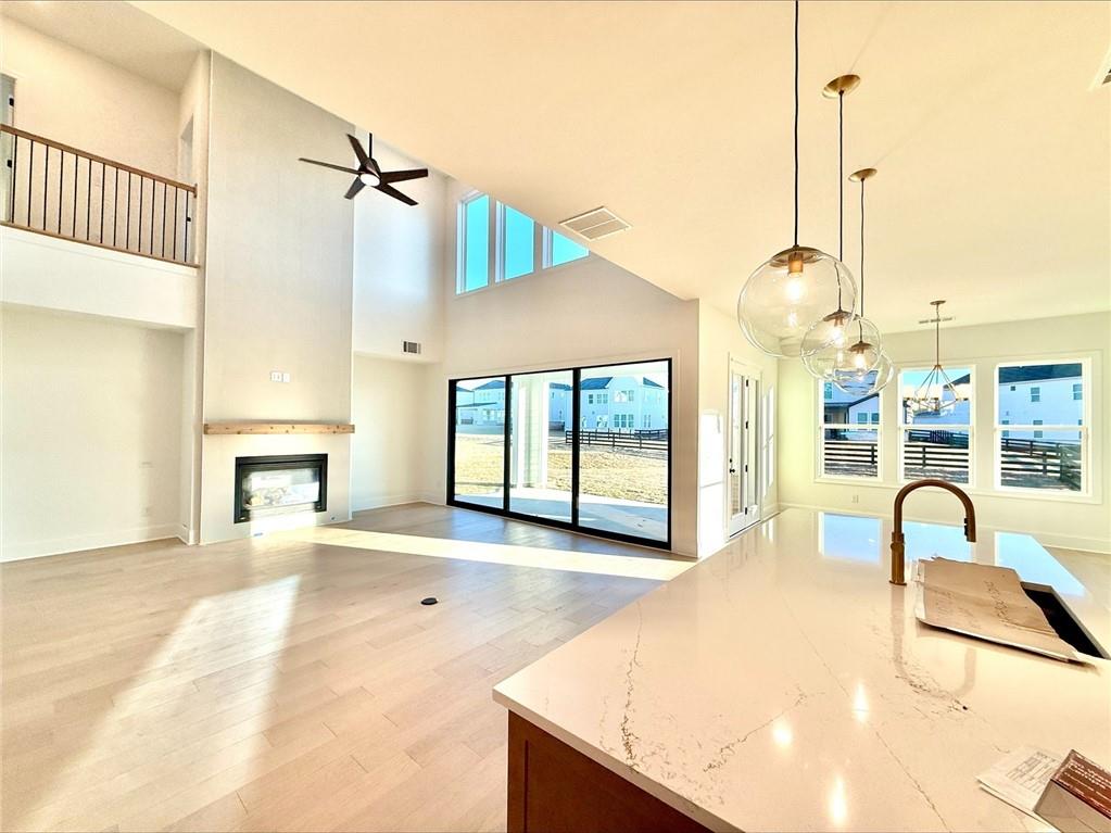 1985 Freestone Way Marietta, GA 30064 - Photo 8 of 32