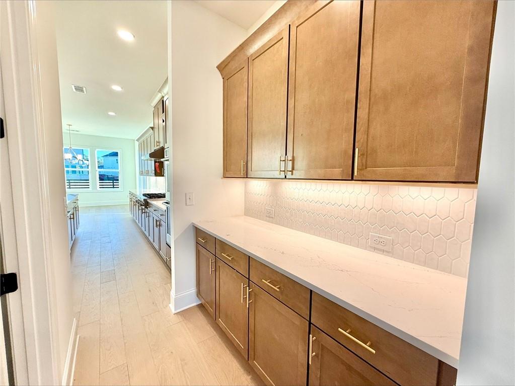 1985 Freestone Way Marietta, GA 30064 - Photo 10 of 32