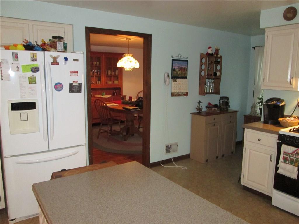 449 Markle Road Apollo, PA 15613 - Photo 8 of 20 Kitchen