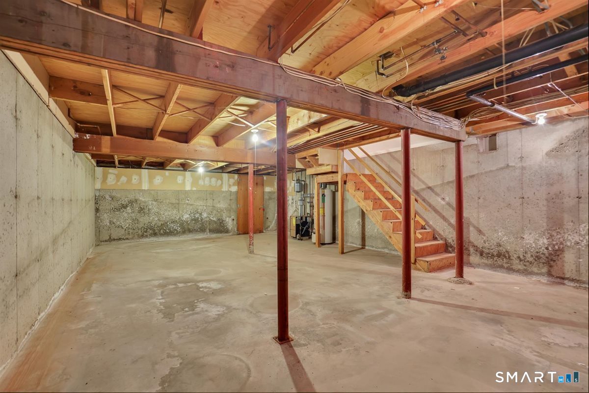 75 Wilson Lane, Unit 2 Vernon, CT 06066 - Photo 33 of 37