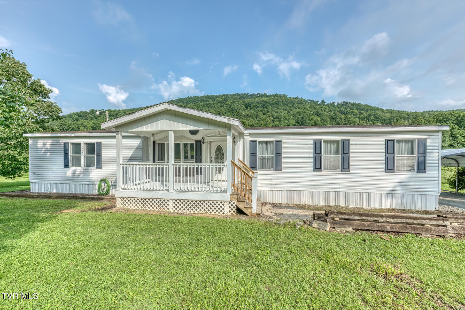 3112 Little Dry Run Road Butler, TN 37640 - Photo 1 of 61 3112 Little Dry Run Rd-1