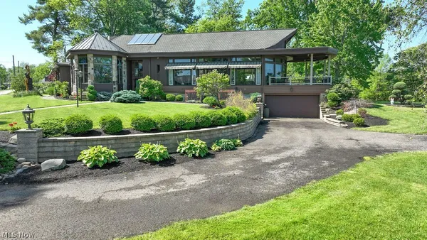 $1,200,000 | 2009 Lakewood Road Southwest, Sherrodsville, OH 44675