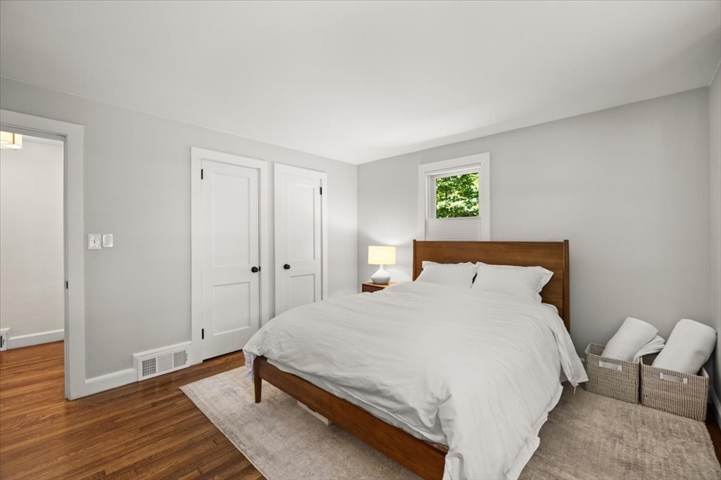822 First Parish Road Scituate, MA 02066 - Photo 12 of 32