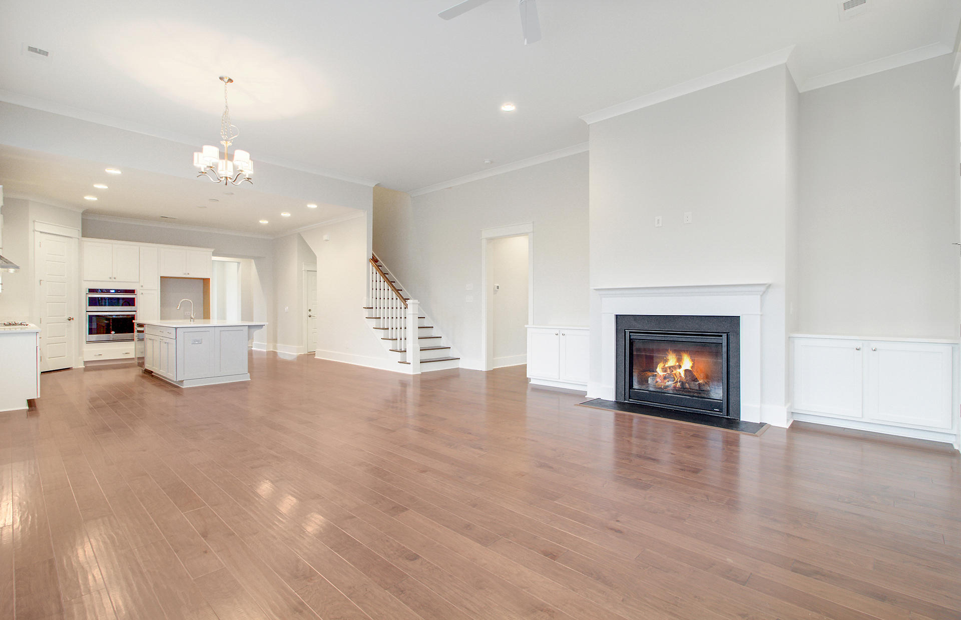 1079 Lyle Way Mount Pleasant, SC 29466 - Photo 12 of 33 Family Room