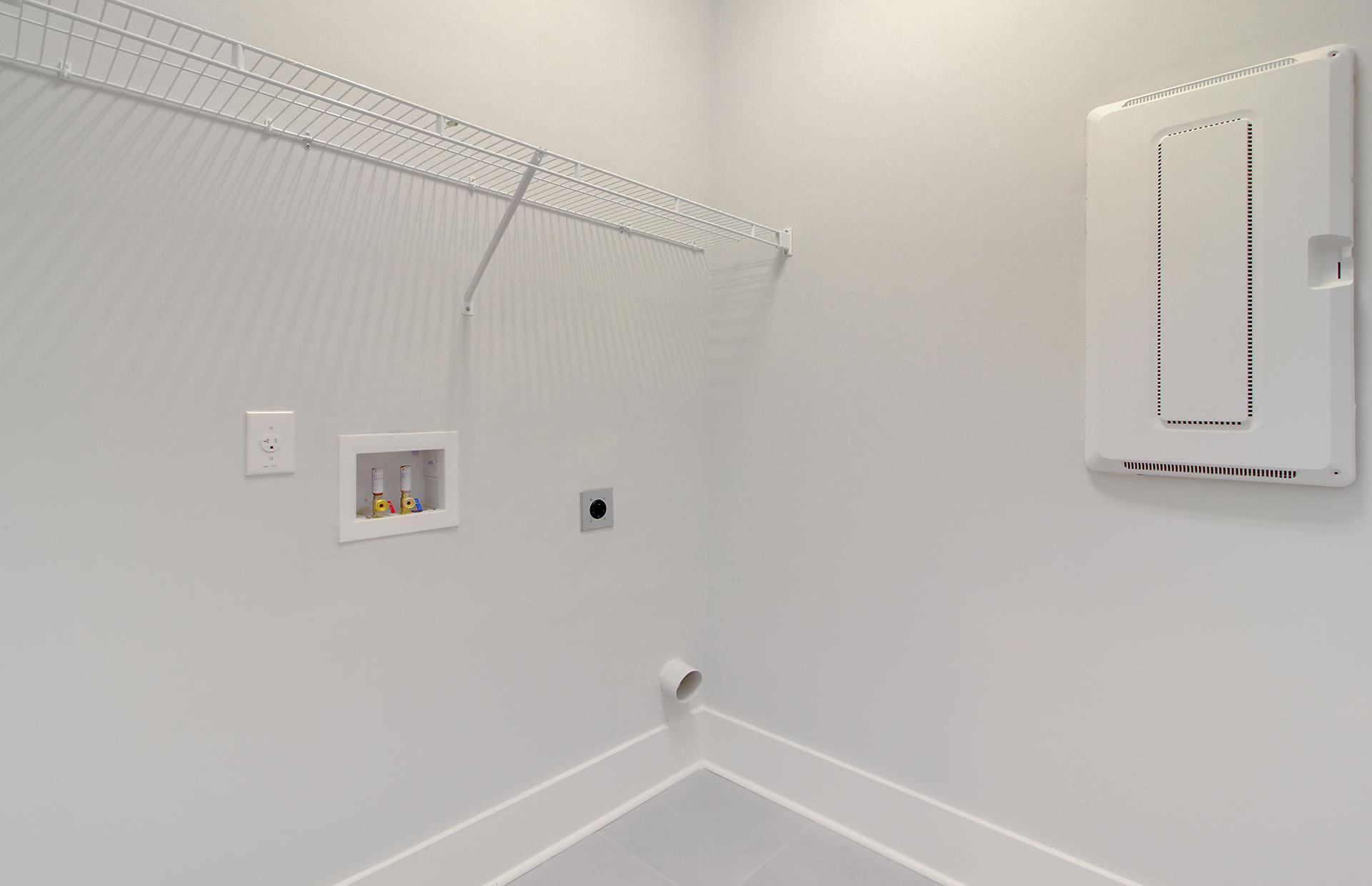 1079 Lyle Way Mount Pleasant, SC 29466 - Photo 9 of 33 Laundry Room