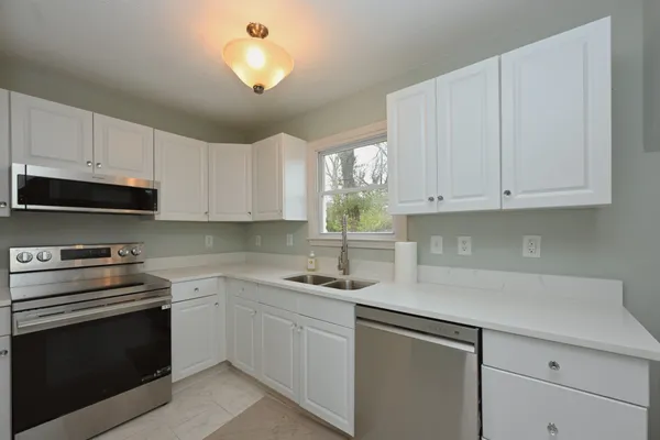 $2,300 | 532 Wesley Avenue, Nashville, TN 37207