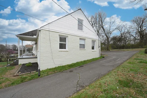 $2,300 | 532 Wesley Avenue, Nashville, TN 37207