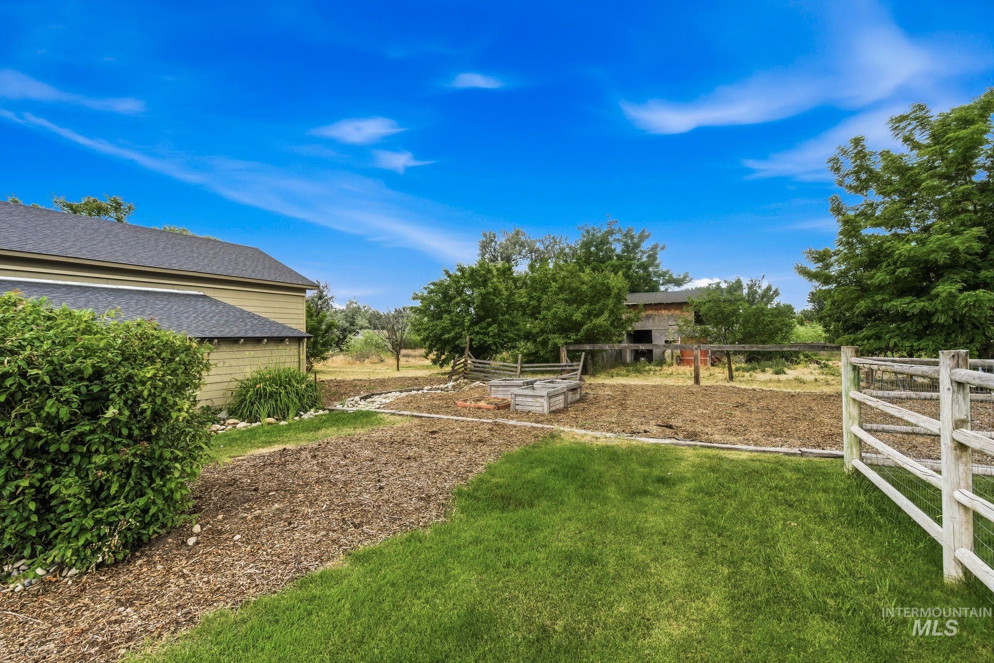 1621 Artesian Road Eagle, ID 83616 - Photo 45 of 50