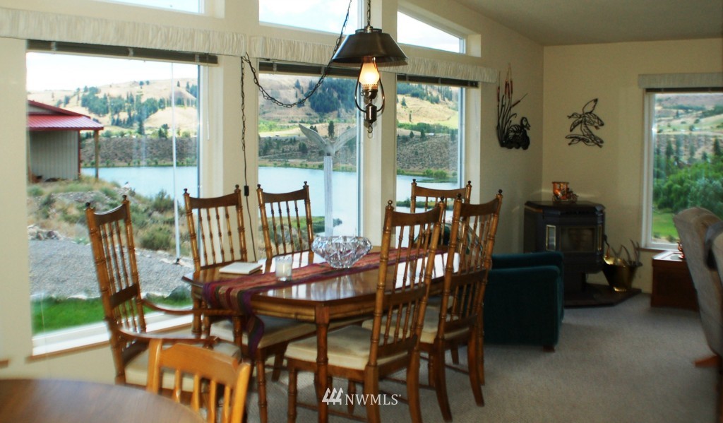 58 Star Flower Road Winthrop, WA 98862 - Photo 5 of 24 Gallery Image 5
