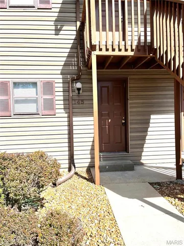 $825 | 145 Ashley Drive, Fairview Heights, IL 62208